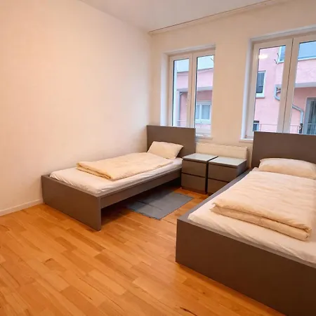 Guest house 90qm 3 Private Abschliessbare 7 Betten Wlan Pforzheim